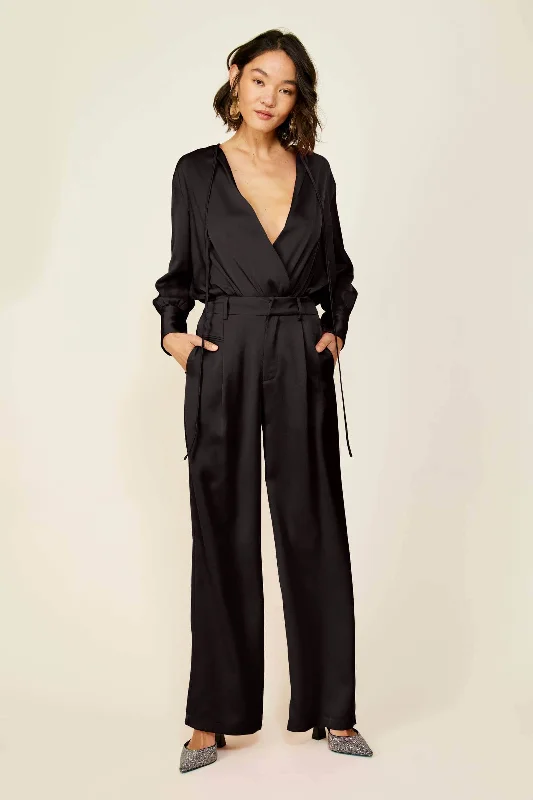 Line & Dot Miki Bodysuit Comfortable T-shirt Bodysuit
