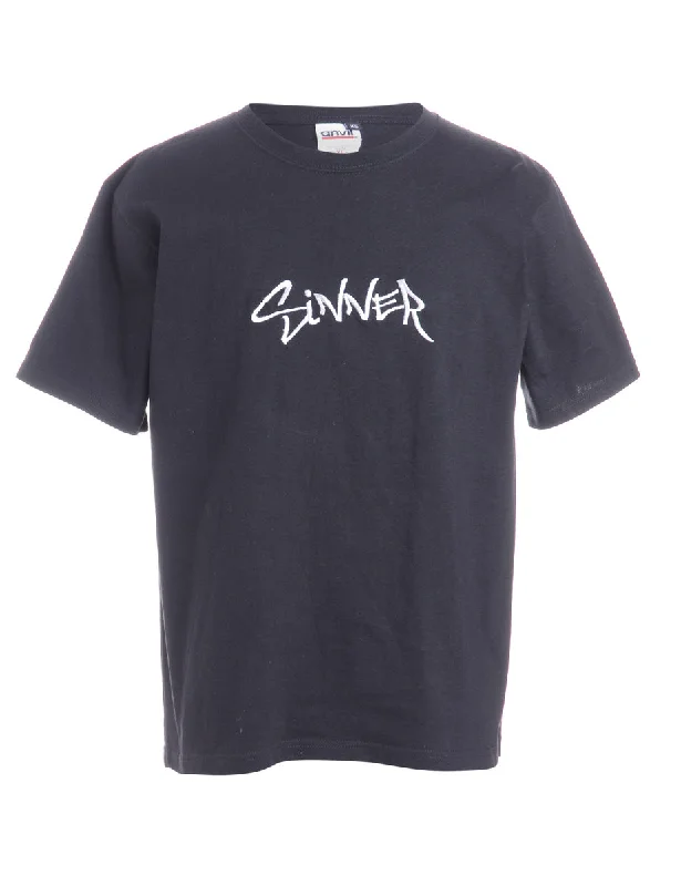 Label Sinner T-Shirt Fashionable Trendy Casual