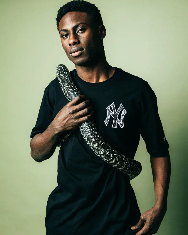 New Era New York Yankees Snake Oversized T-Shirt Black Casual Formal Business