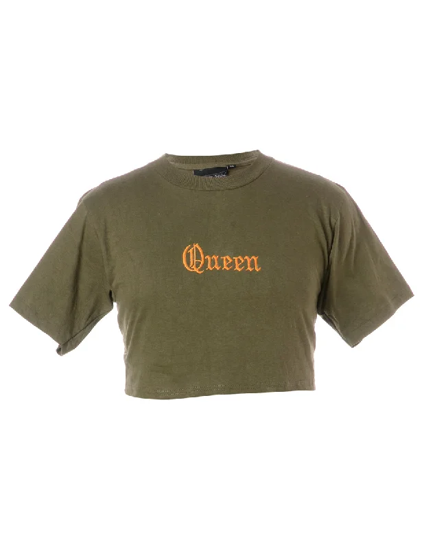 Label Queen Crop T-shirt Welt Pockets Slit Pockets Flap Pockets