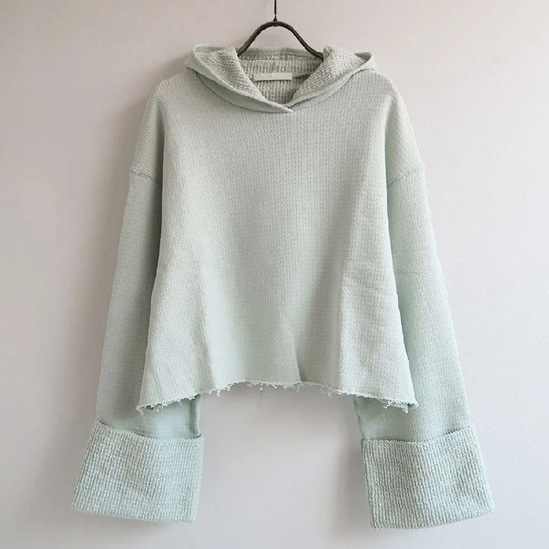 SALE 60%OFF ! <br/>【KANAKO SAKAI/カナコサカイ】<br>ORGANIC COTTON-BLEND HOODIE <br>KS2302092 Hoodie with Cropped Fit Short Trendy