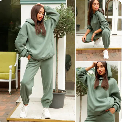 Cozy Hooded Plush Sweatshirt for Women – Casual Sportswear Hoodie with Thumb Holes Functional Cozy