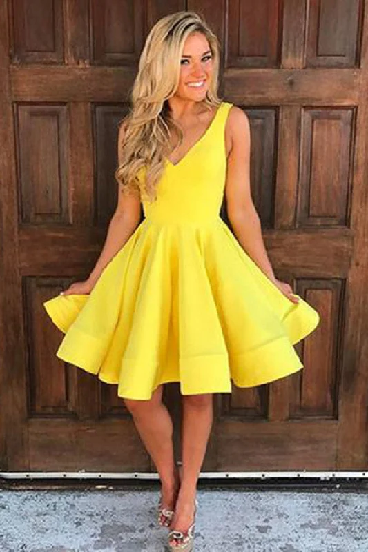 A Line Yellow V Neck Sleeveless Short Homecoming Dresses Tunics Fleece cozy