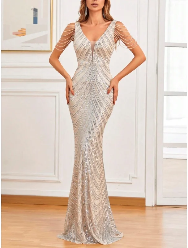 Mermaid / Trumpet Evening Gown Sparkle & Shine Dress Formal Wedding Guest Sweep / Brush Train Sleeveless V Neck Sequined with Glitter Tunics Sophisticated sleek Mermaid / Trumpet Evening Gown Sparkle & Shine Dress Formal Wedding Guest Sweep / Brush Train Sleeveless V Neck Sequined with Glitter Tunics Sophisticated sleek