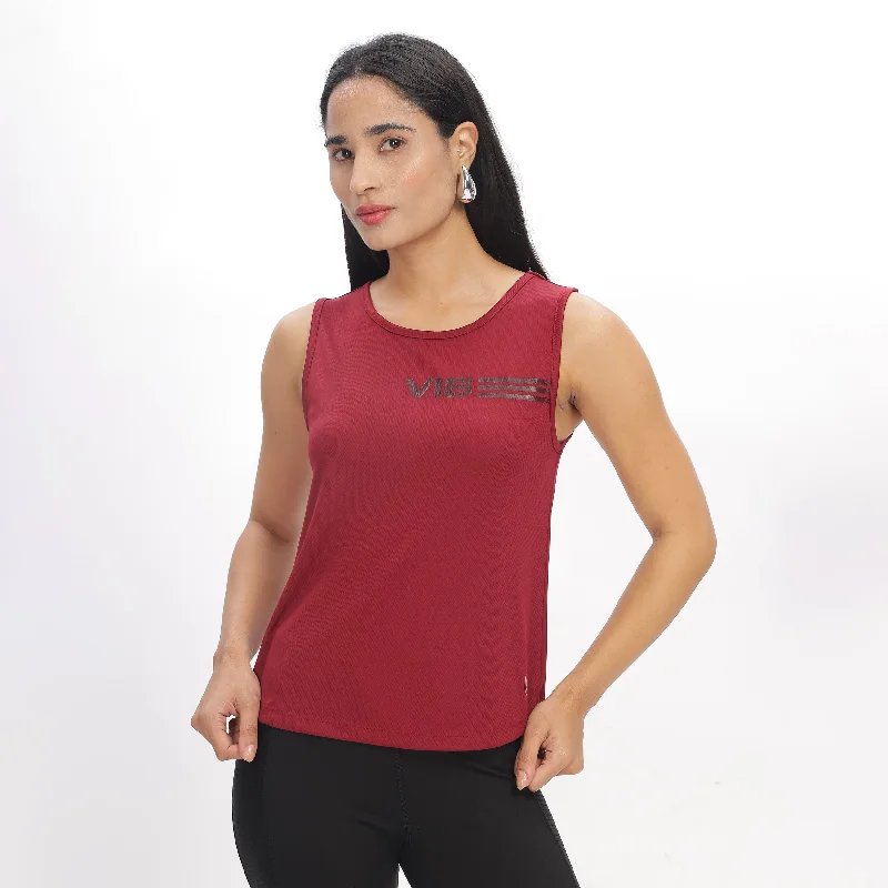 Women's Scoop Neck Tank Top with Chest Print comfortable tank top