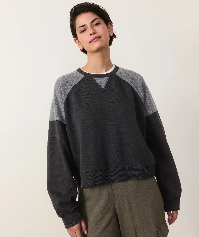Cloud 9 Crop Sweatshirt Hoodie with Hem Frayed Vintage Worn