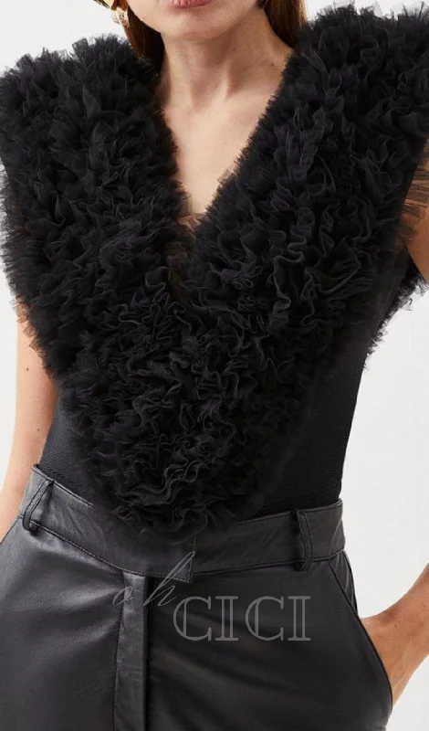 MIRANDA BLACK BANDAGE FIGURE FORM KNIT FLOWER DETAIL BODYSUIT Trendy Bodysuit with Zipper